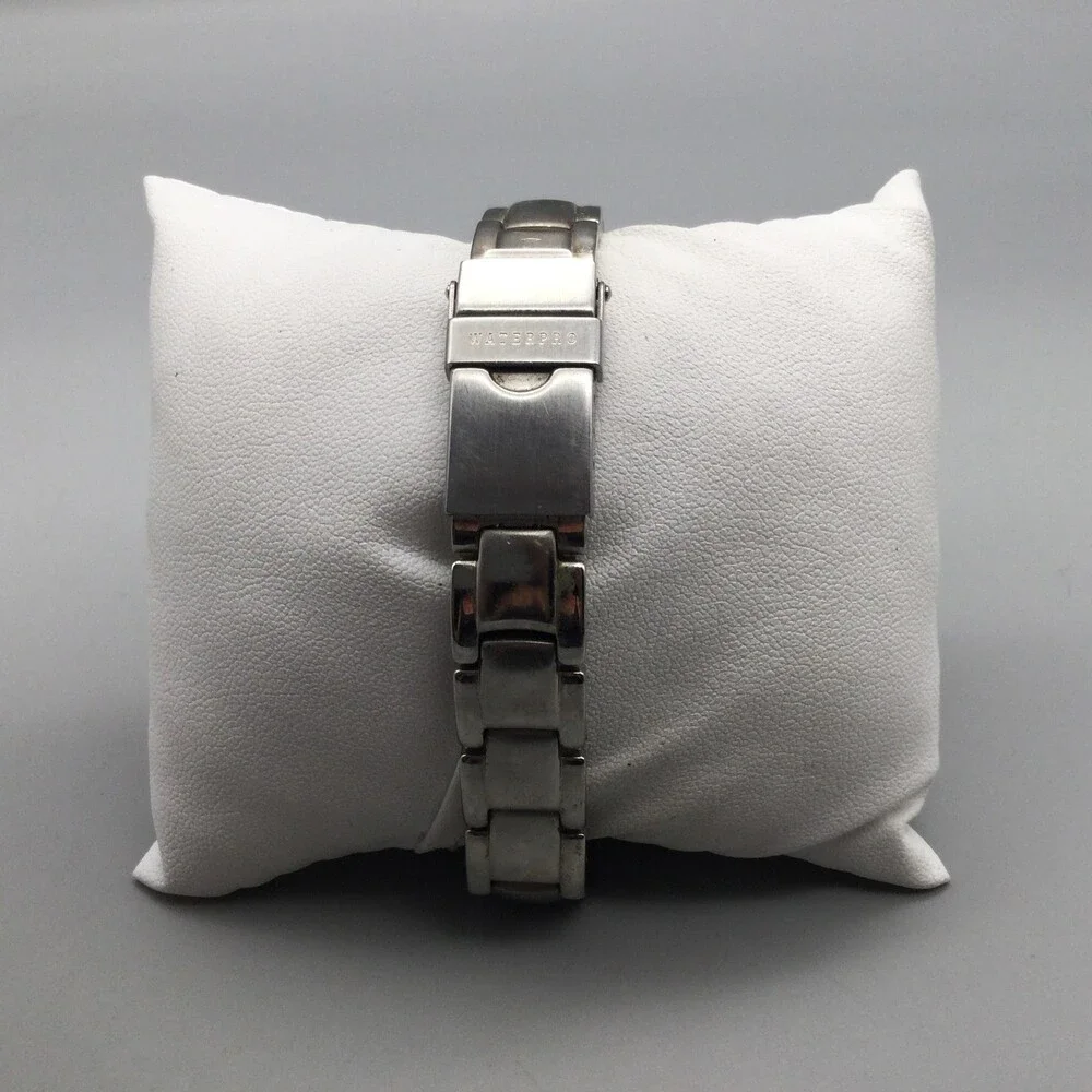 Guess Waterpro Womens Watch 28mm Silver Tone Bracelet Date New Battery 7